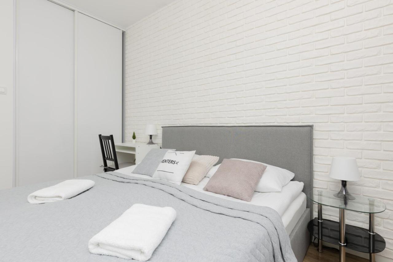 Apartment Warsaw Goclaw & 2 Bedrooms & Parking & Balcony By Noclegi Renters Varsóvia Exterior foto
